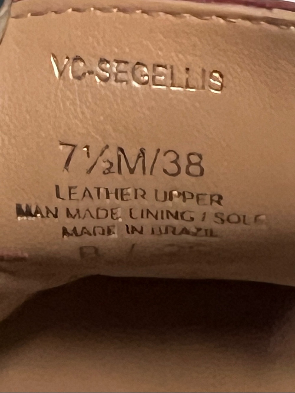 NIB Vince Camuto Segellis Red Currant Brushed Patent Leather Loafers - Picture 11 of 12
